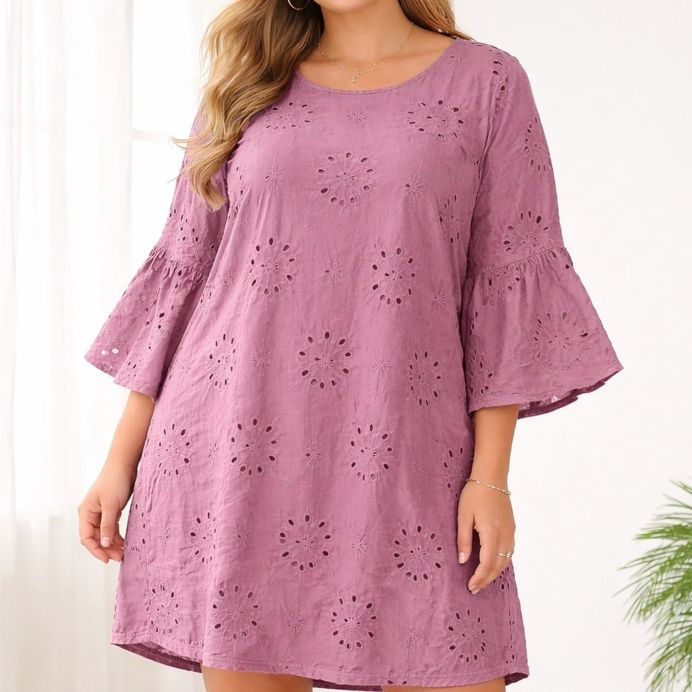 Torrid Size 2 Mauve Eyelet Embroidered Boho Shift Dress Plus Size